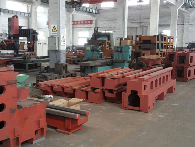 加工中心廠家半成品車(chē)間